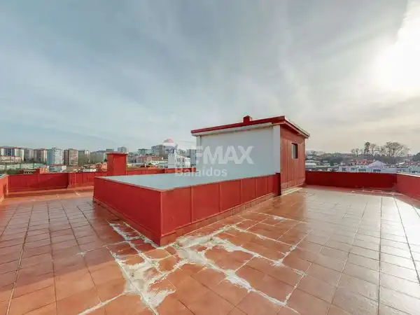 Terraza de Piso en venta en Vigo  con Calefacción, Parquet y Terraza