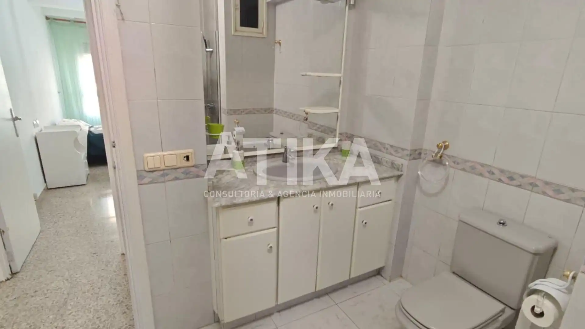 Baño de Piso en venta en Ontinyent con Aire acondicionado, Calefacción y Trastero