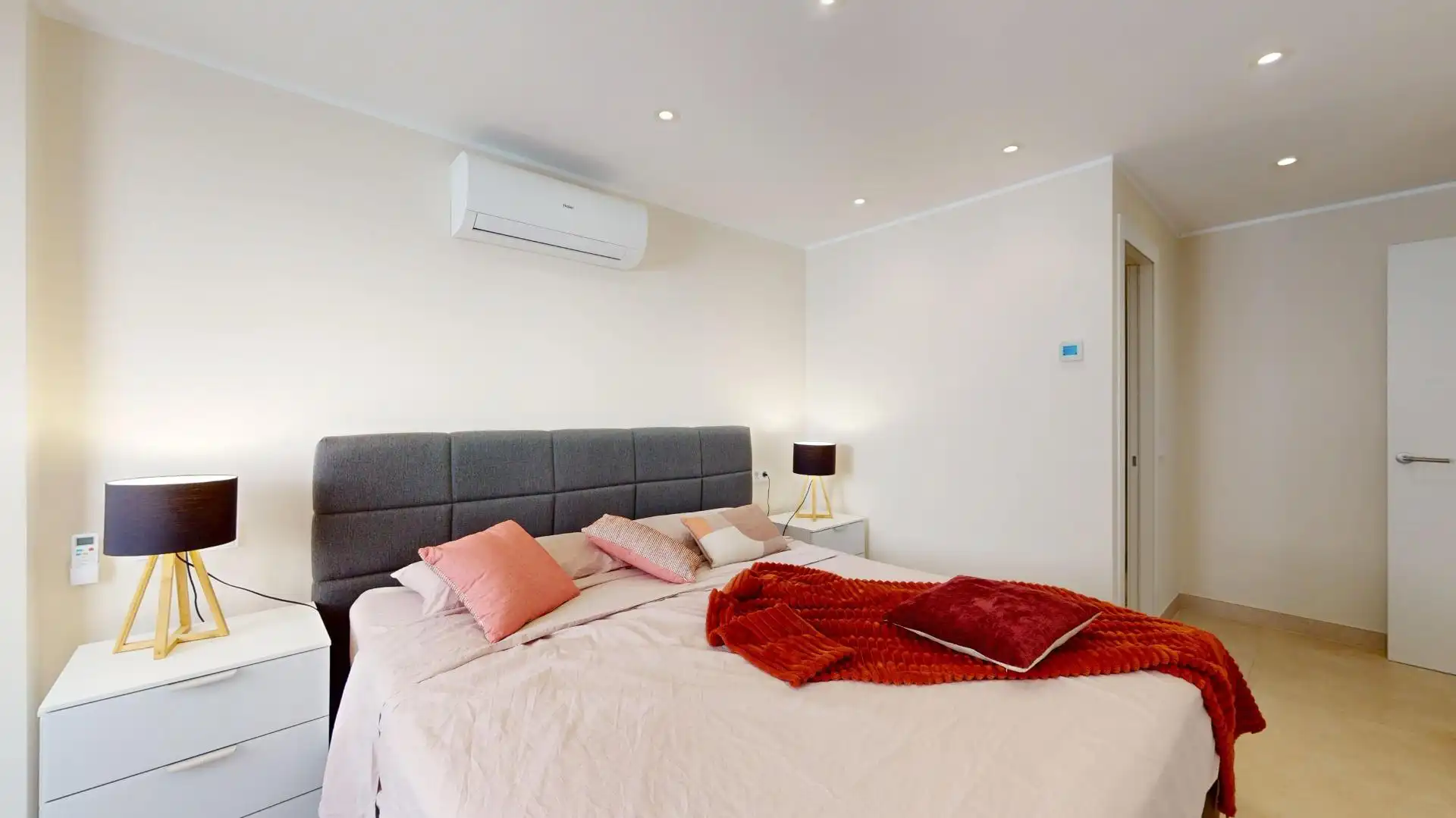 Bedroom of Flat for sale in  Palma de Mallorca  with Air Conditioner, Heating and Terrace