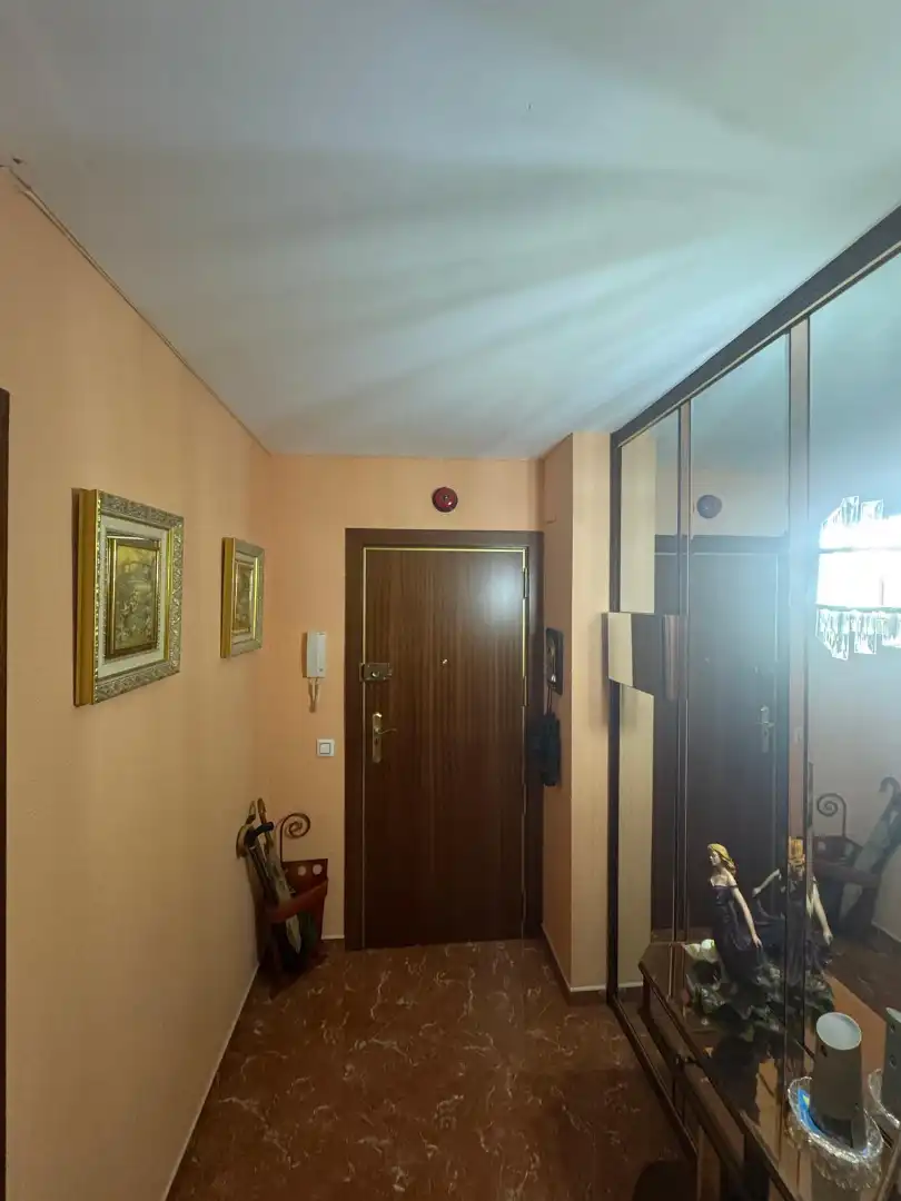 Flat for sale in Salut - Lloreda