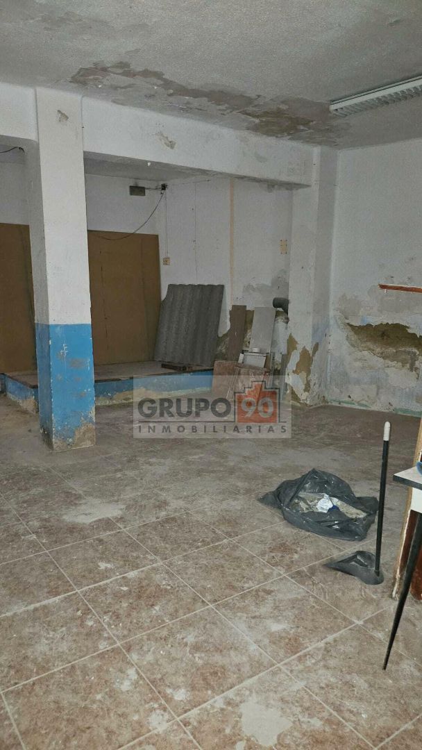 Premises for sale in  Valencia Capital