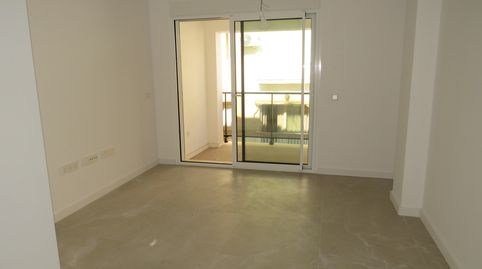 Foto 3 de Planta baja en venta en Puerto Deportivo, Fuengirola