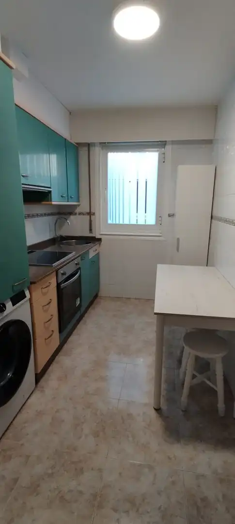 Küche von Wohnung zur Miete in Culleredo mit Heizung