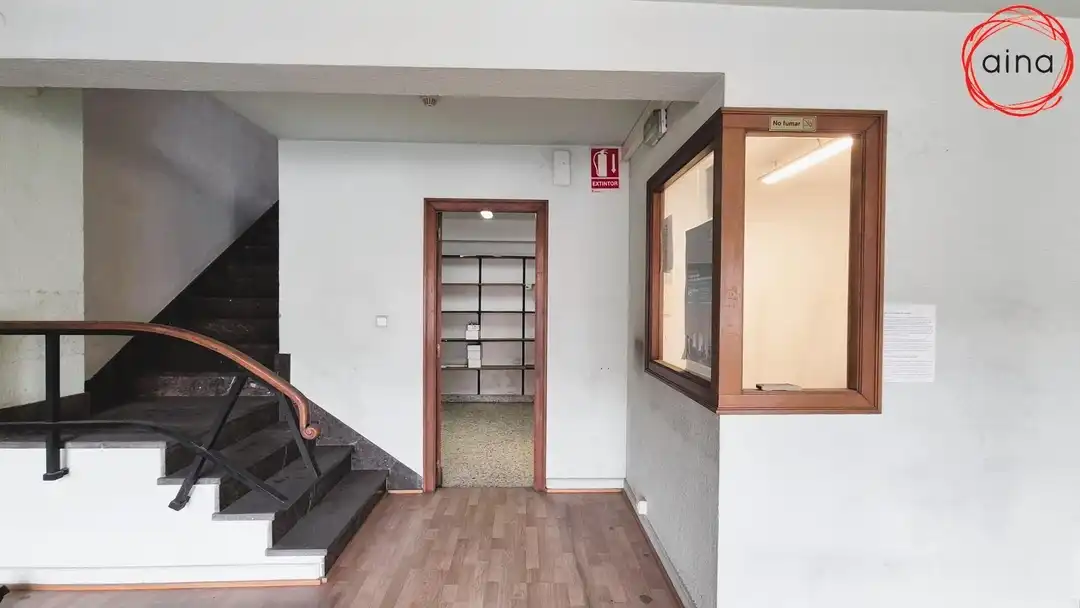 Local en venta en  Pamplona / Iruña con Aire acondicionado y Amueblado