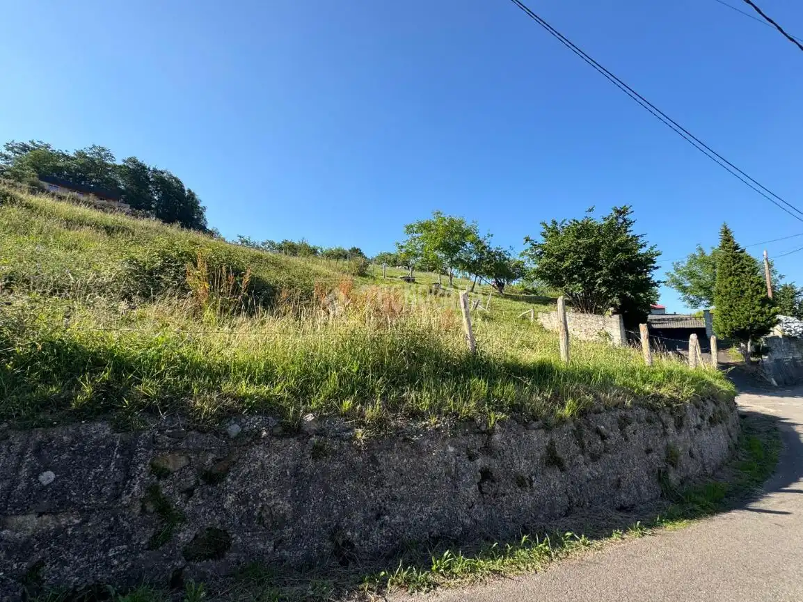 Finca rústica en venda en Bimenes