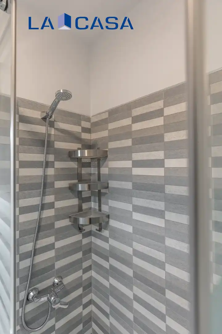 Badezimmer von Wohnung zum Verkauf in Madrid mit Heizung und Terrasse