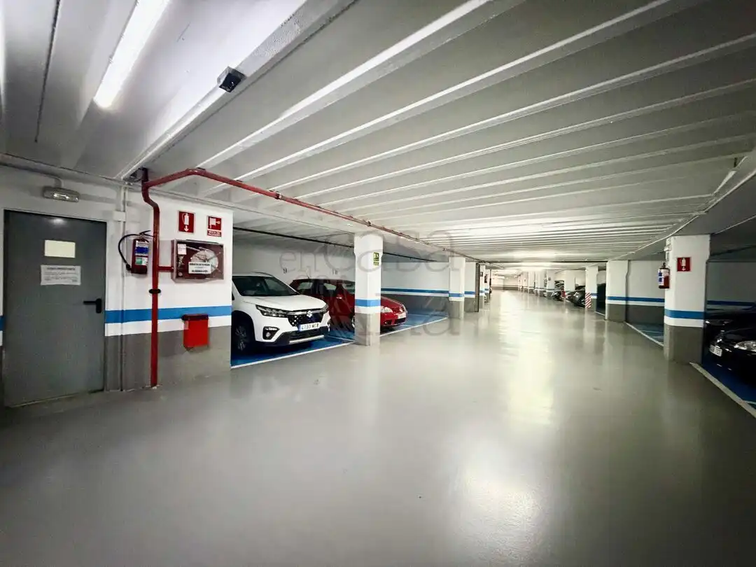 Parking à vendre à Gernikako Arbola Etorbidea