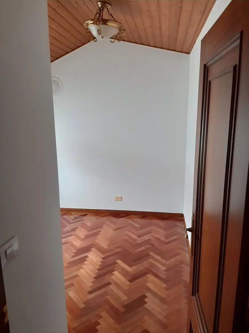 Habitación de Dúplex en venta en Oleiros con Calefacción, Parquet y Terraza