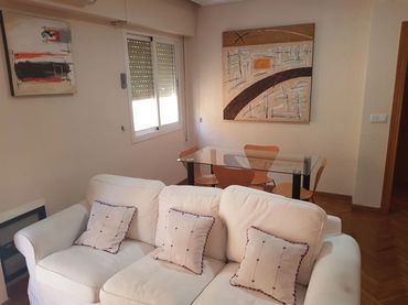 Flat with balcony for sale in Centro