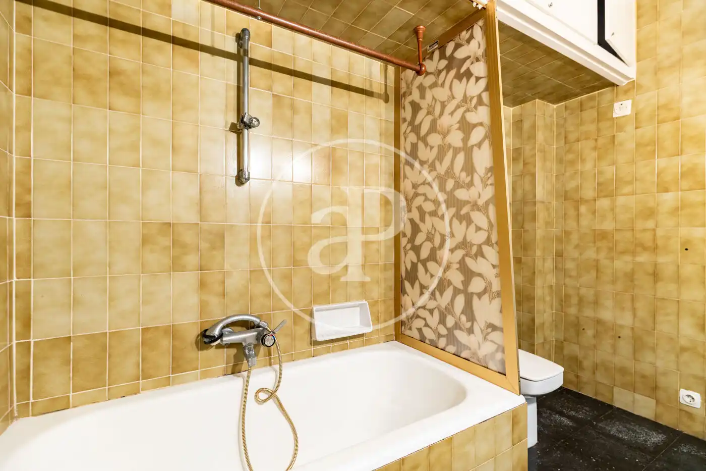 Baño de Piso en venta en Barcelona con Aire acondicionado, Calefacción y Balcón