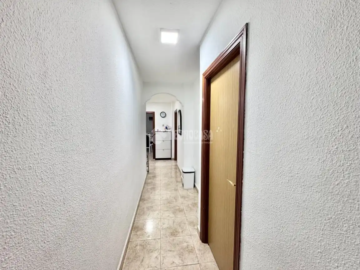 Wohnung zum Verkauf in Yuncos mit Klimaanlage und Terrasse
