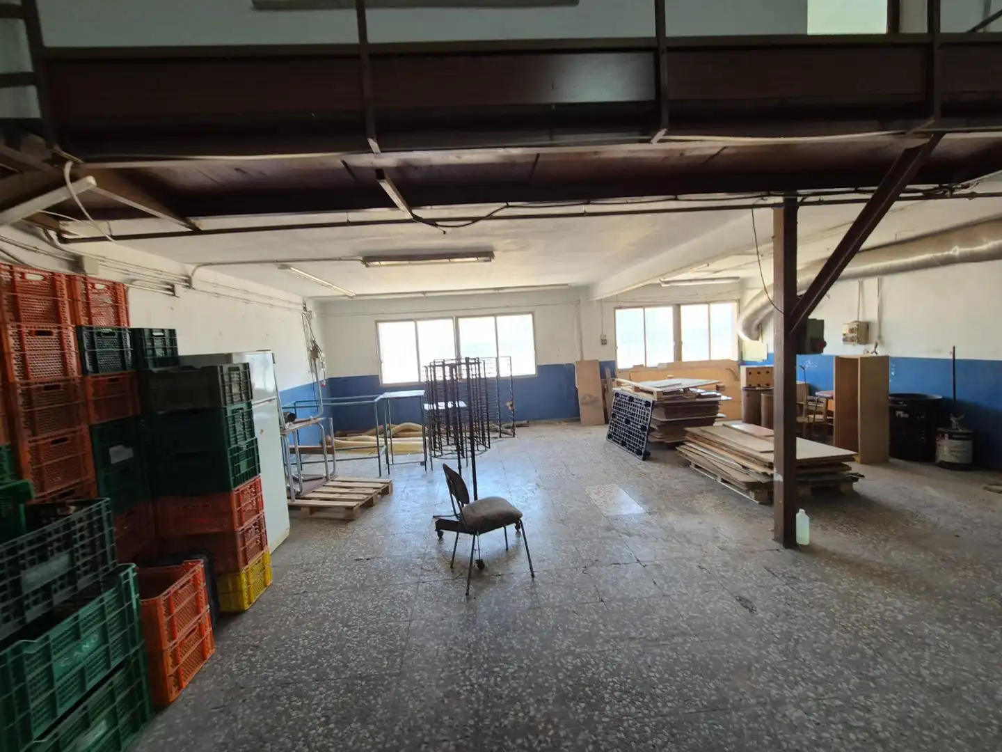 Nave industrial en venta en Elda