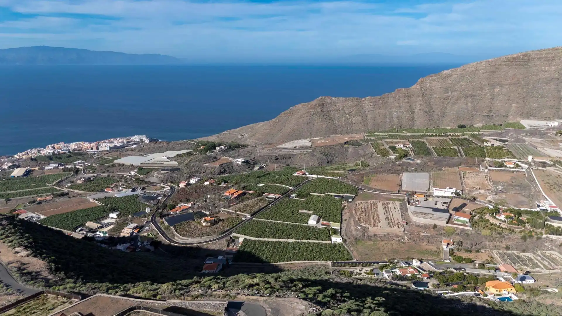 Vista exterior de Terreno en venta en Guía de Isora