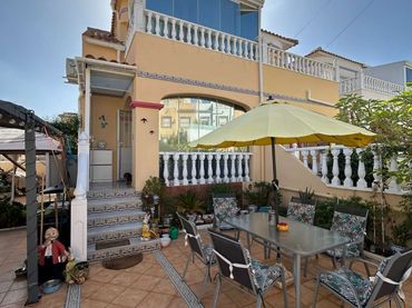 Duplex avec piscine à vendre à San Miguel de Salinas