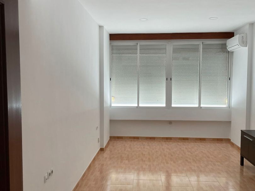 Oficina de lloguer en  Sevilla Capital amb Aire condicionat