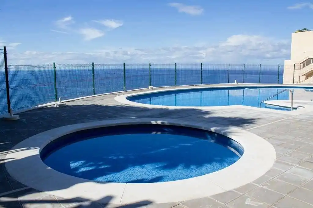 Piscina de Apartament en venda en La Matanza de Acentejo amb Moblat, Balcó i Piscina comunitària
