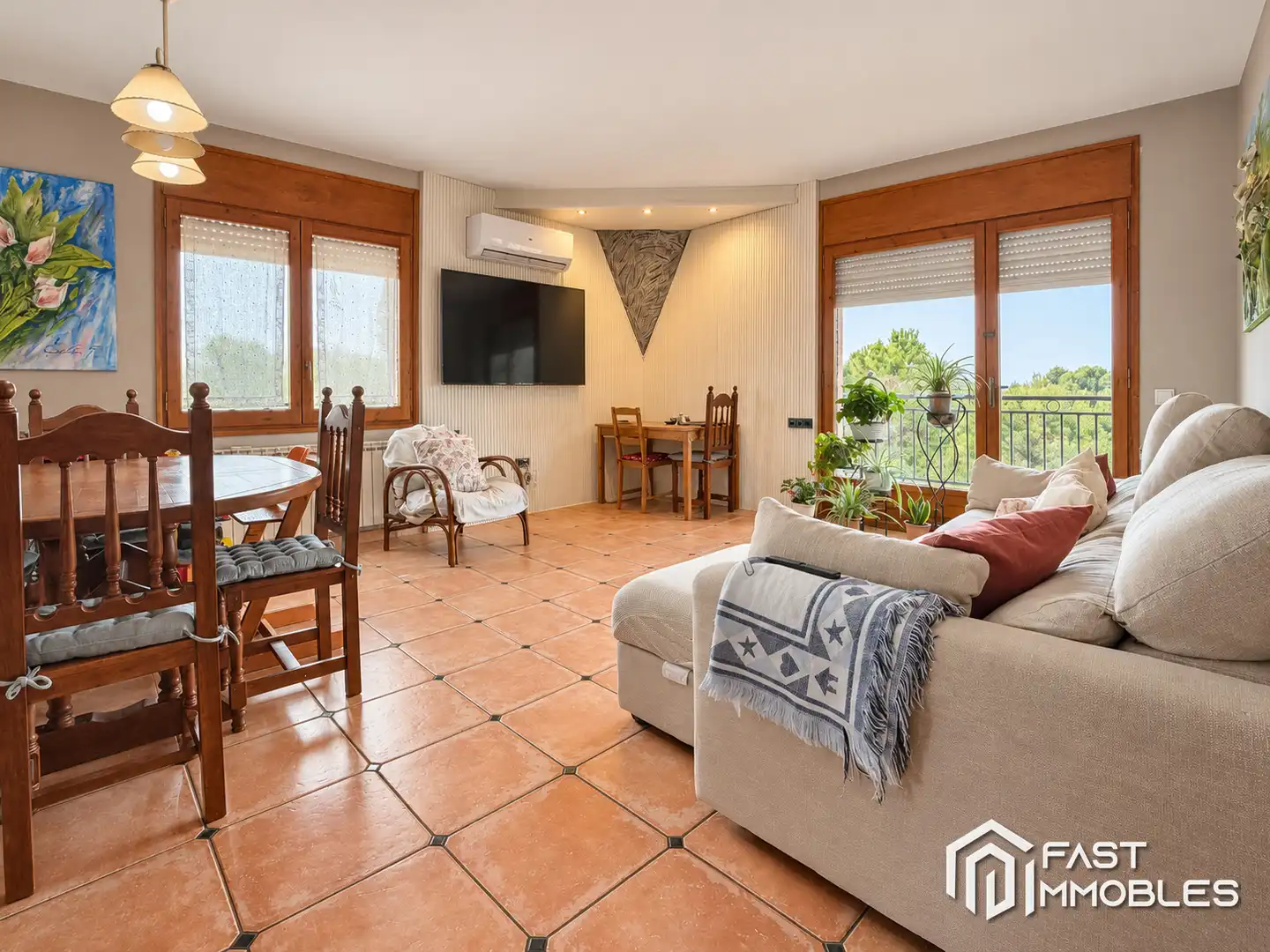 Sala de estar de Casa adosada en venta en Ponent