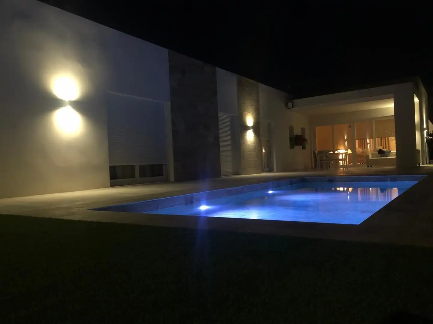 Schwimmbecken von Haus oder Chalet zum Verkauf in Aspe mit Klimaanlage, Privatgarten und Terrasse