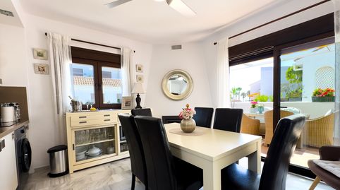 Foto 2 de Apartamento en venta en Puerto de la Duquesa, Manilva