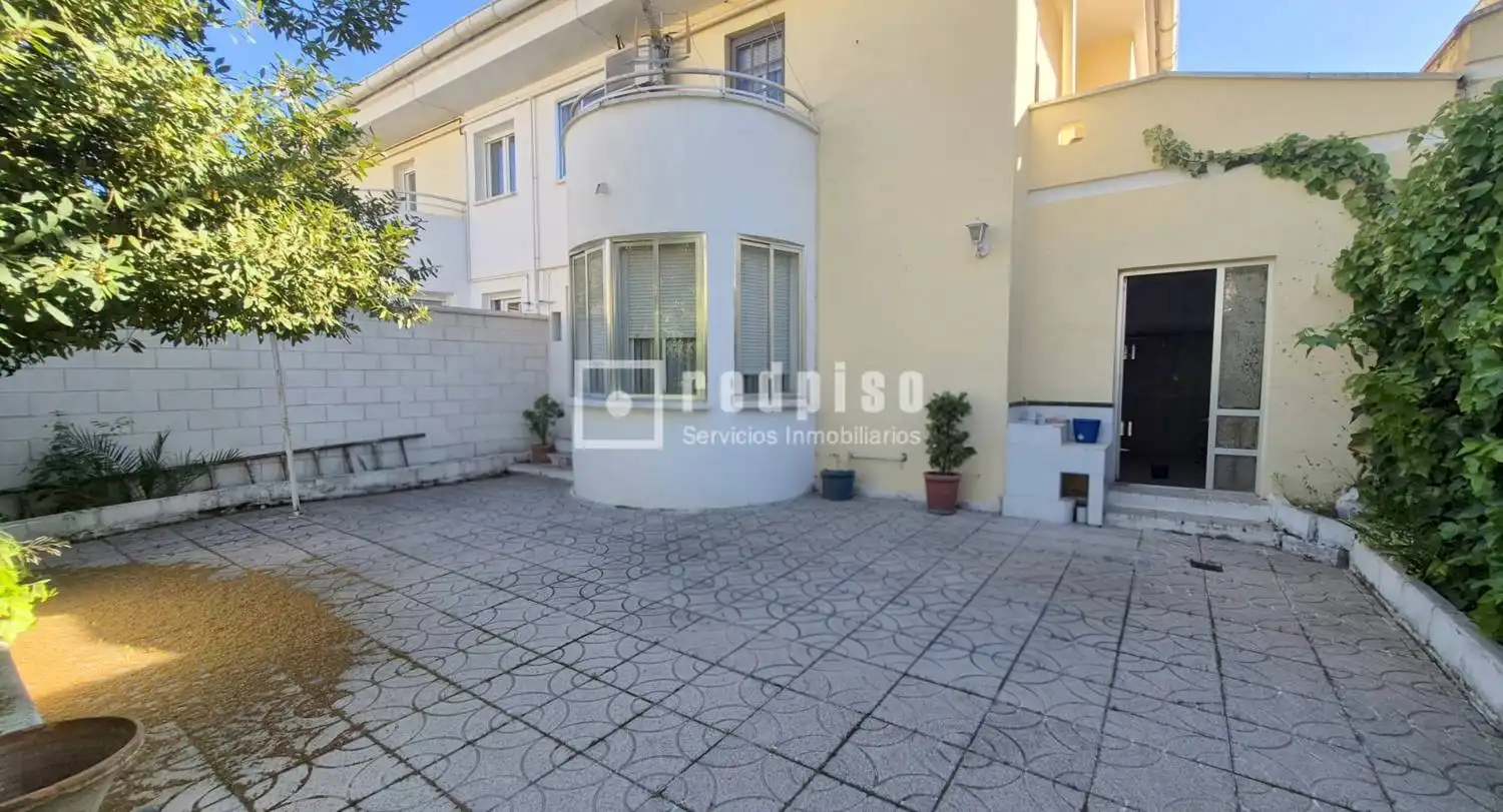 Exterior view of Houses for sale in Getafe  with Air Conditioner, Heating and Parquet flooring