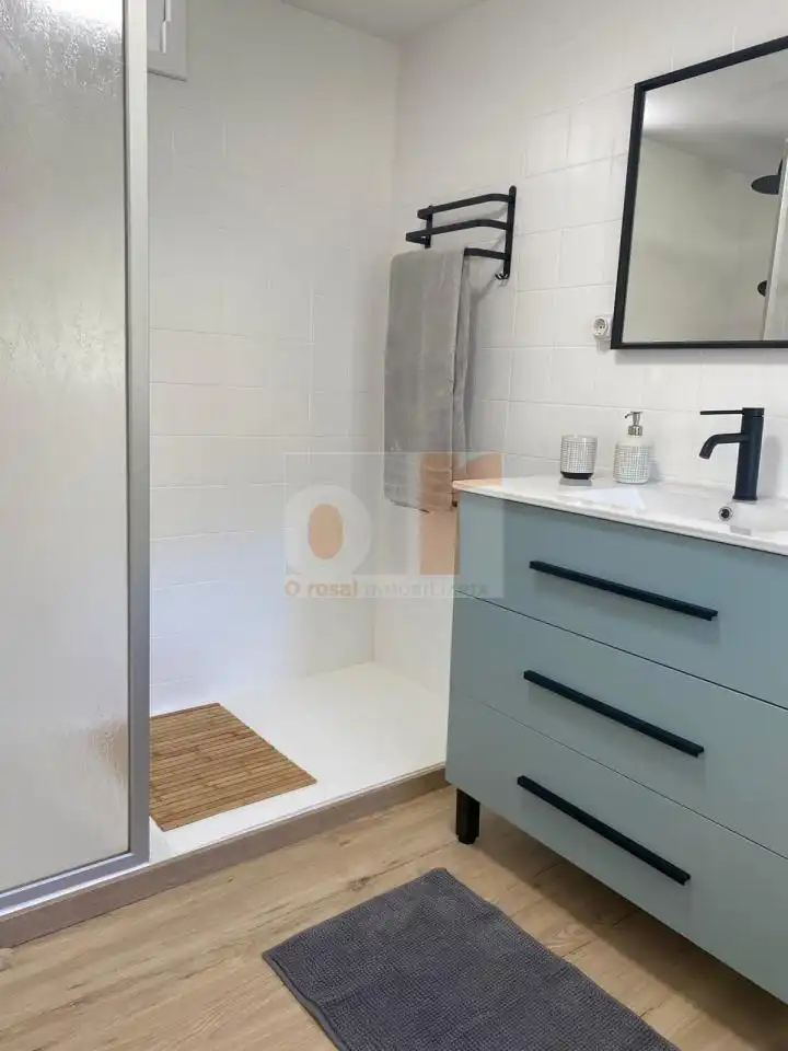 Bathroom of Houses for sale in Moaña  with Heating, Private garden and Terrace