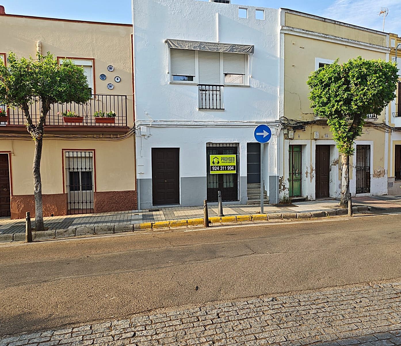 Vista exterior de Casa o xalet en venda en Mérida