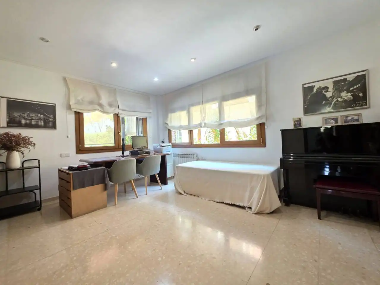 Jardín de Casa o chalet en venta en Montcada i Reixac con Aire acondicionado, Calefacción y Jardín privado