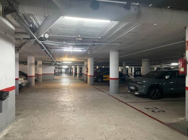 Garaje en Venta en Carrer de Frederic Mompou, 5 en La Vila Olímpica del Poblenou