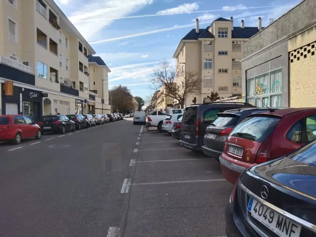 Parking de Local en venta en Badajoz