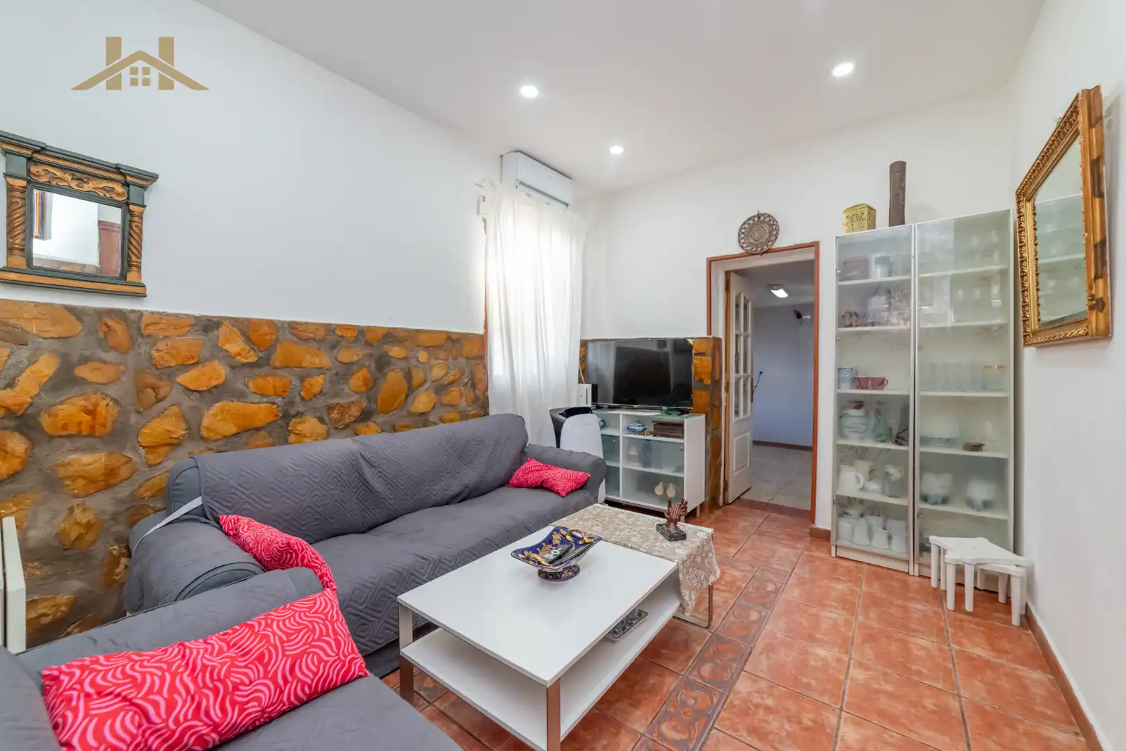 Sala de estar de Casa o chalet en venta en Madrid con Aire acondicionado, Calefacción y Jardín privado