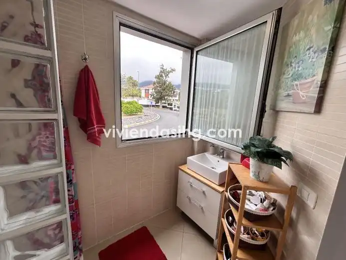 Flat for sale in Calle la Gorvorana, Longuera - Toscal