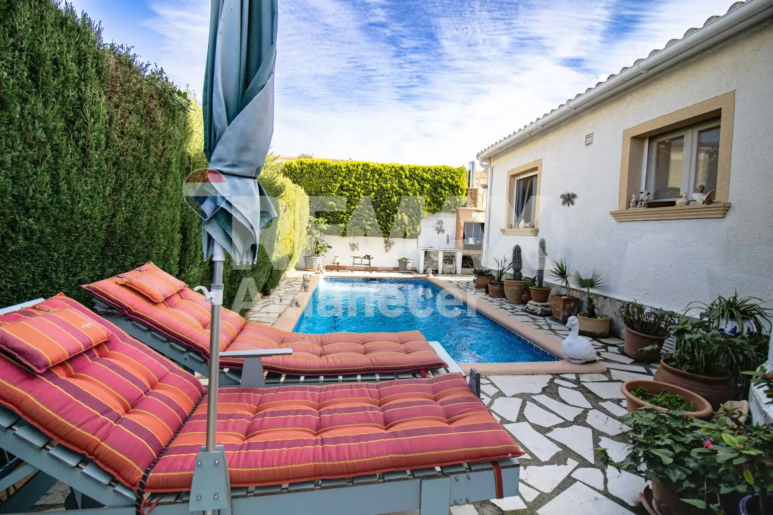 Vista exterior de Casa o chalet en venta en Dénia con Jardín privado, Terraza y Piscina