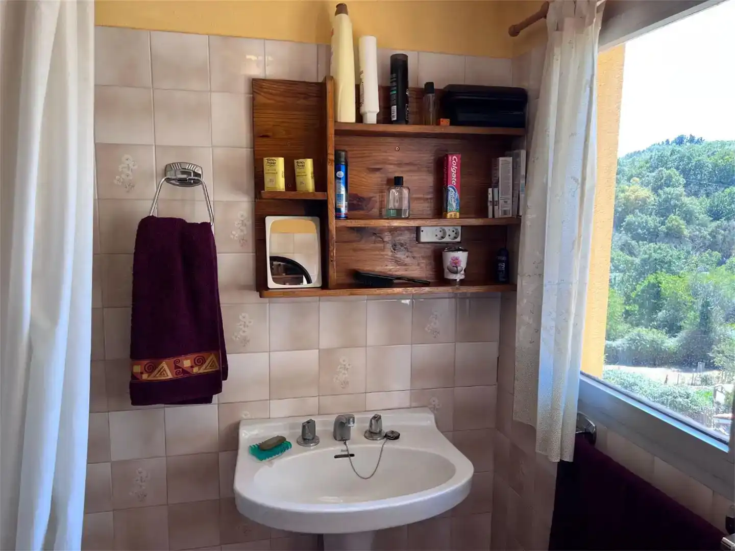 Bathroom of Flat for sale in A Pobra de Trives , Ourense