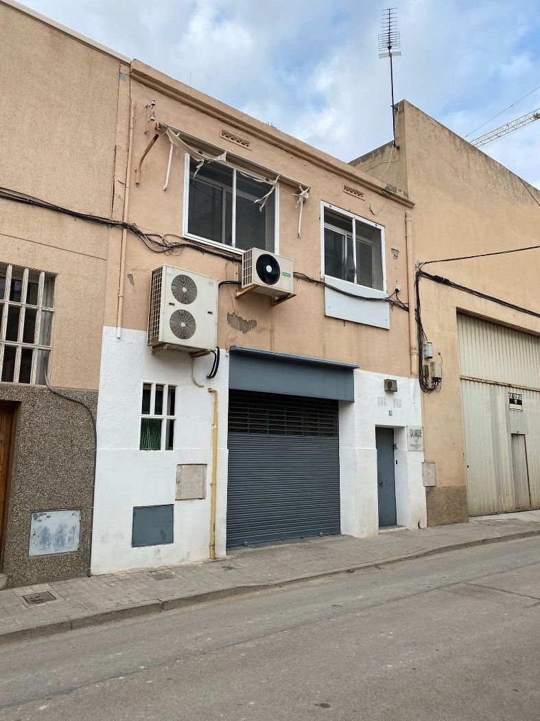 Exterior view of Industrial buildings to rent in Montgat