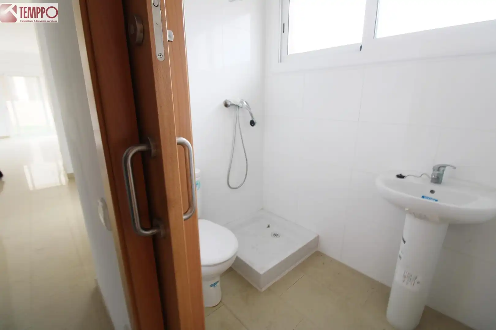 Baño de Casa adosada en venta en Llorenç del Penedès con Calefacción, Jardín privado y Terraza