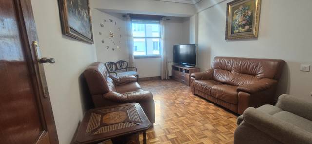 Piso en Venta en Rúa de Barcelona en O Castro