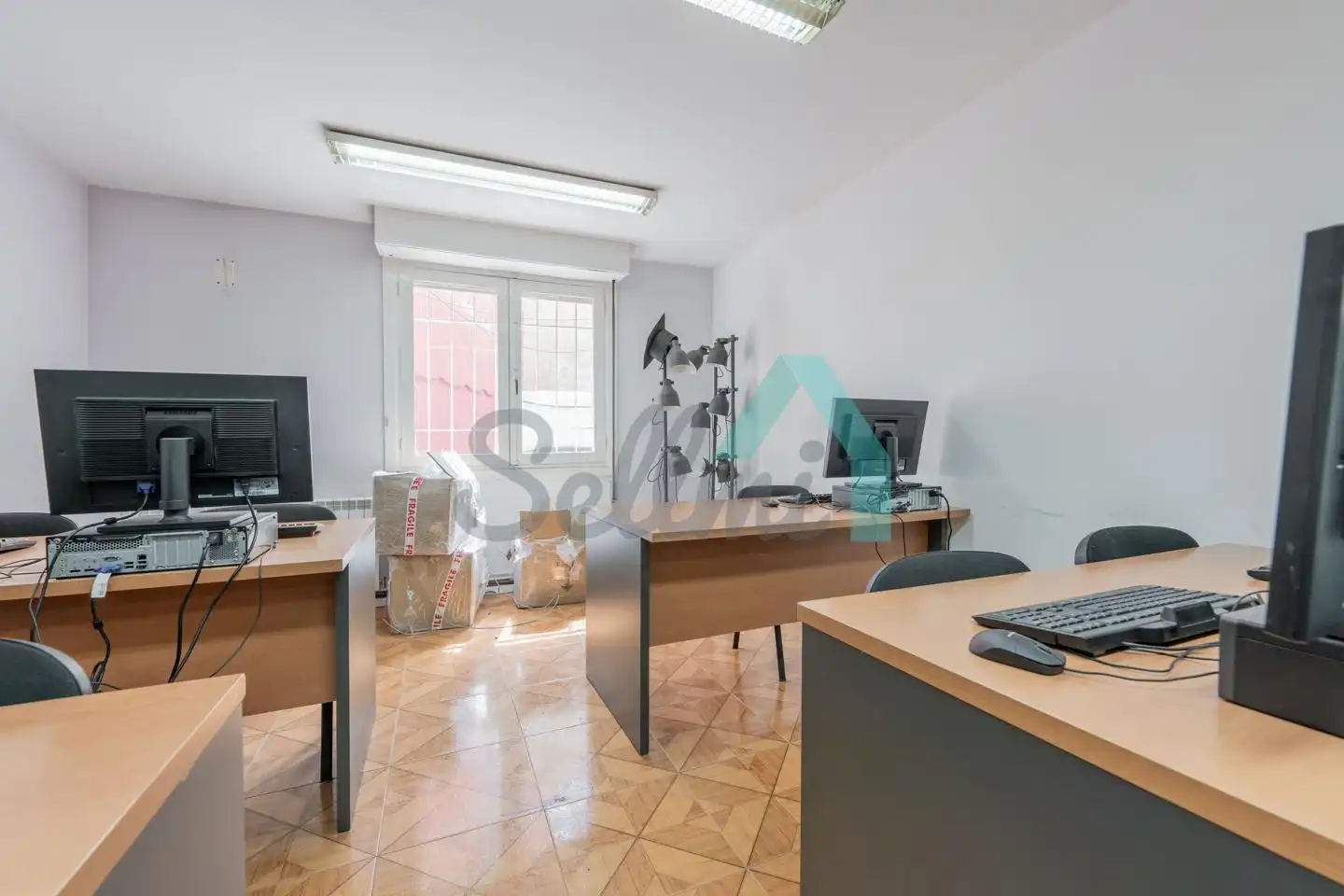 Büro mit Aufzug zur Miete in Uría, imagen 40