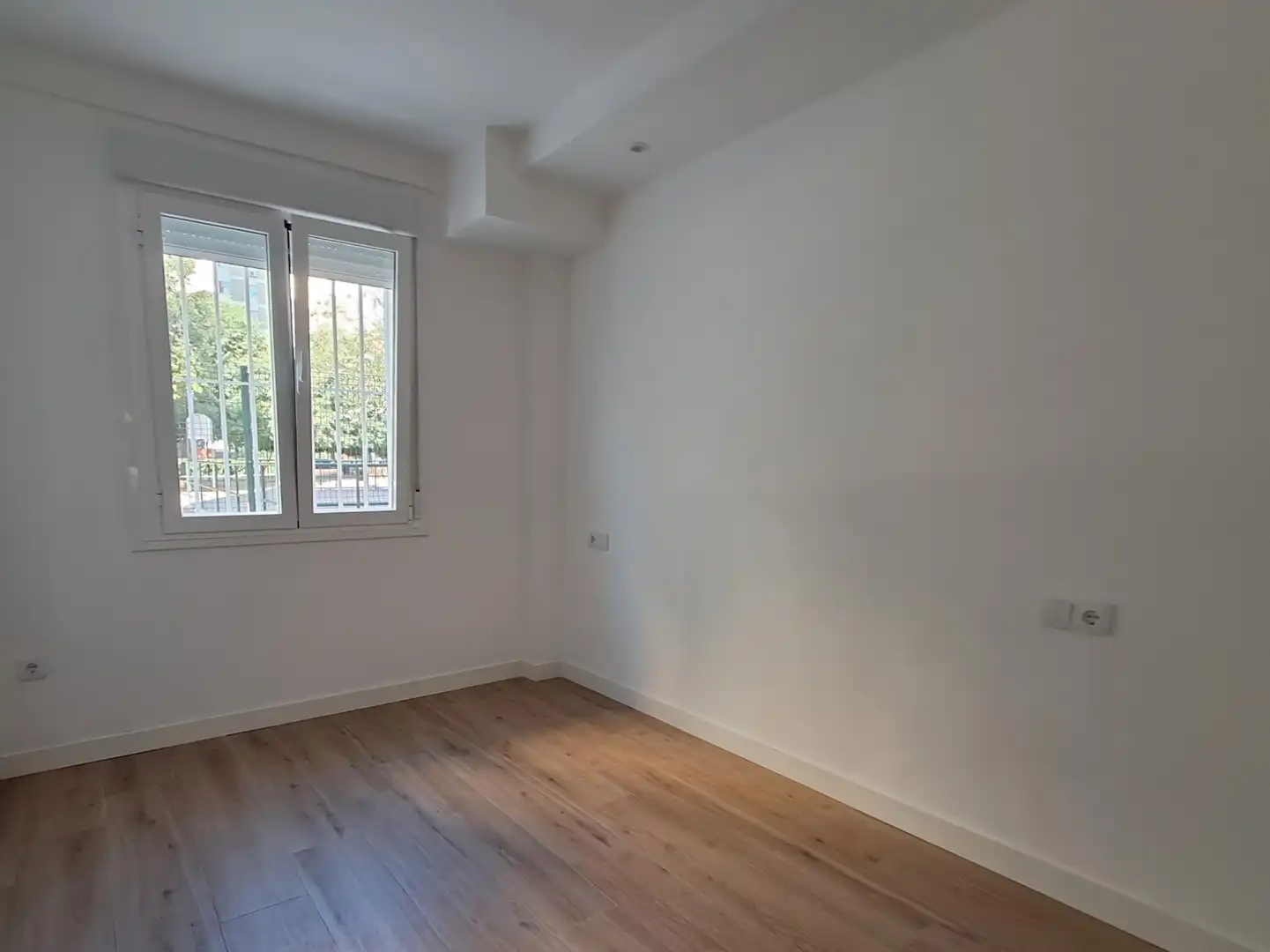 Habitación de Piso en venta en Sevilla con Aire acondicionado, Calefacción y Horno