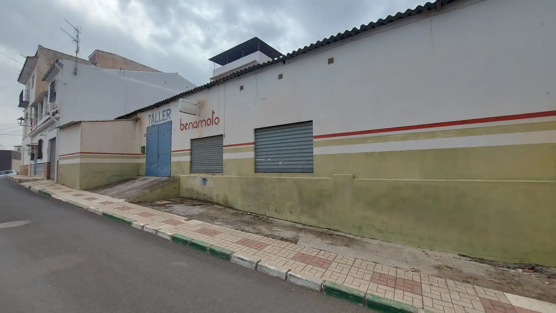 Business premises for sale in Benamocarra, imagen 2