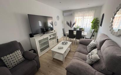 Living room of Flat for sale in Almansa  with Heating and Balcony