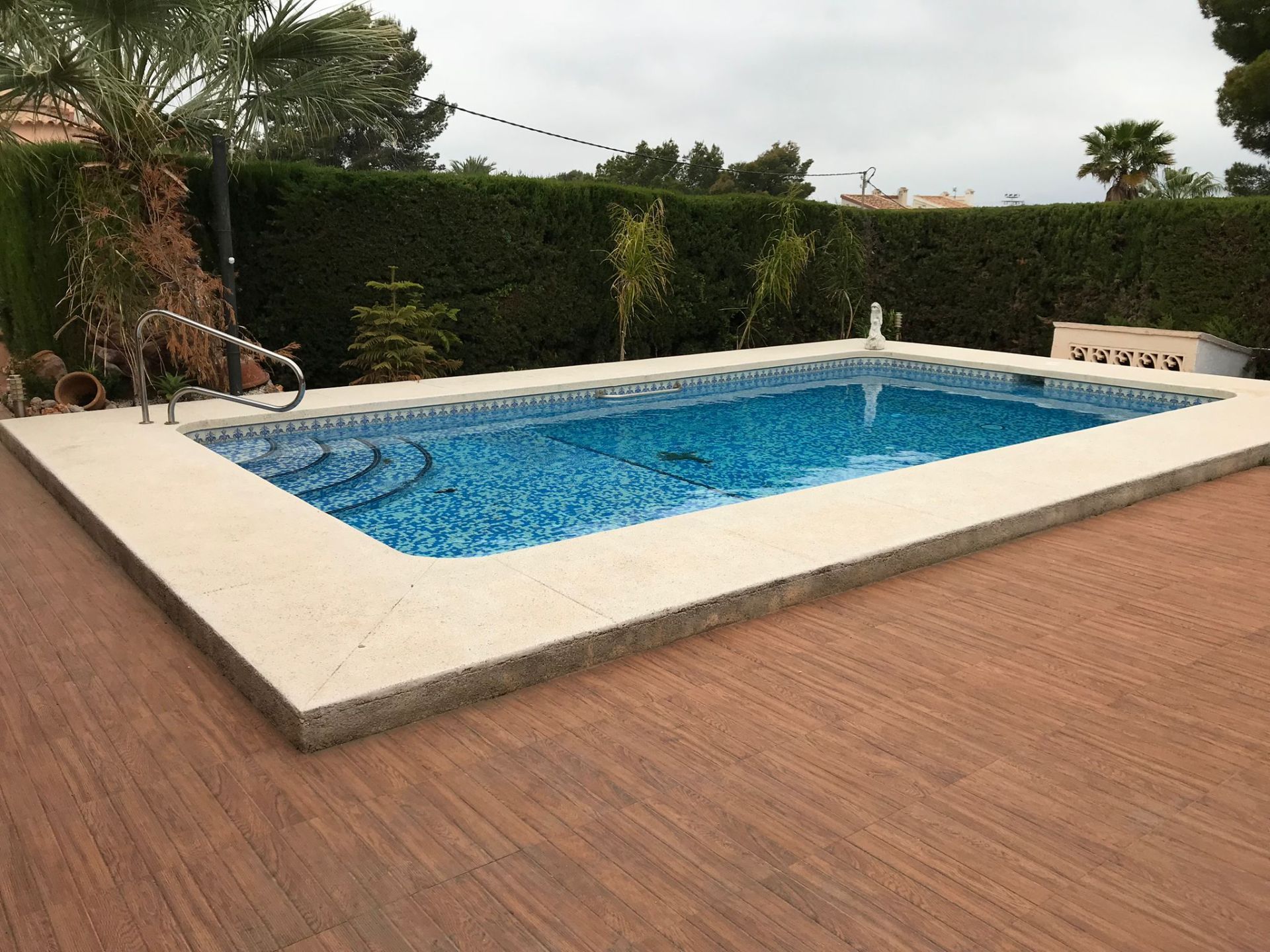 Piscina de Casa o xalet de lloguer en L'Alfàs del Pi amb Aire condicionat, Calefacció i Jardí privat