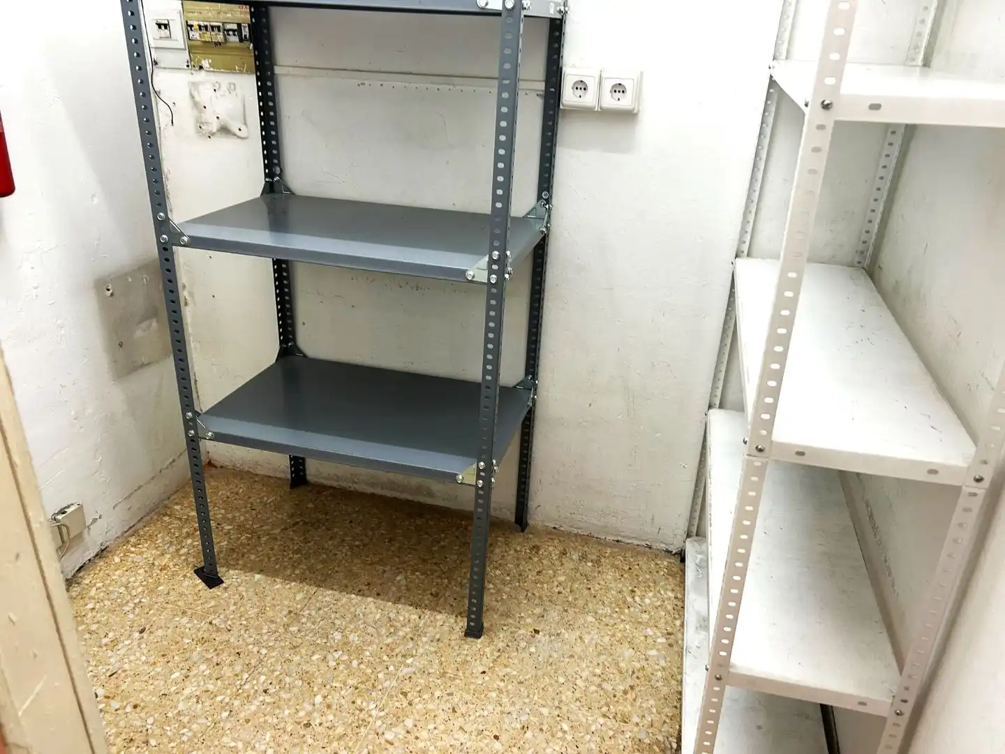 Geschaftsraum zur Miete in La Almozara