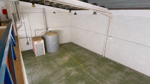 Foto 4 von Fabrikhallen zur Miete in Porceyo, Gijón