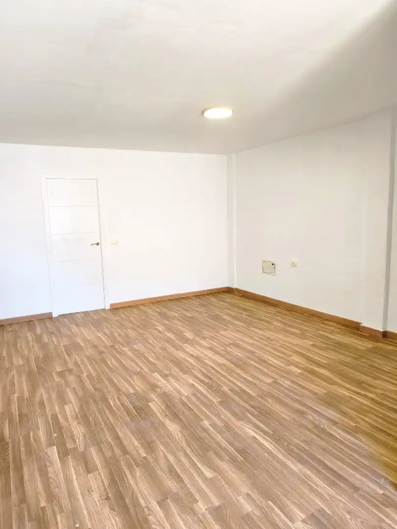 Piso en venta en Arico con Horno, Microondas y Balcón