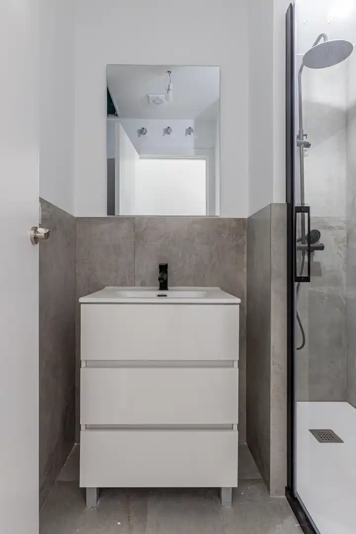 Bathroom of Lofts for rent in Tres Cantos  with Air Conditioner, Heating and Terrace