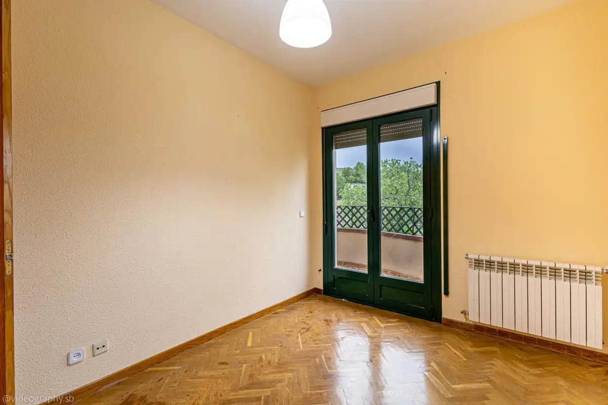 Habitación de Casa o chalet en venta en Morata de Tajuña con Aire acondicionado, Calefacción y Jardín privado