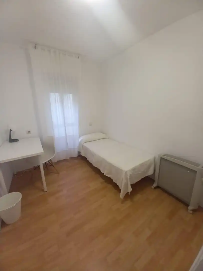 Flat for rent in Ollerías - San Cayetano