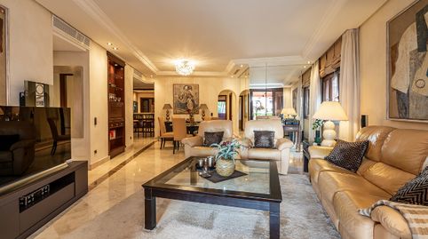 Vive Frente al Mar en un Oasis de Lujo: Apartamento de 3 Dormitorios en Torre Bermeja, imatge 4