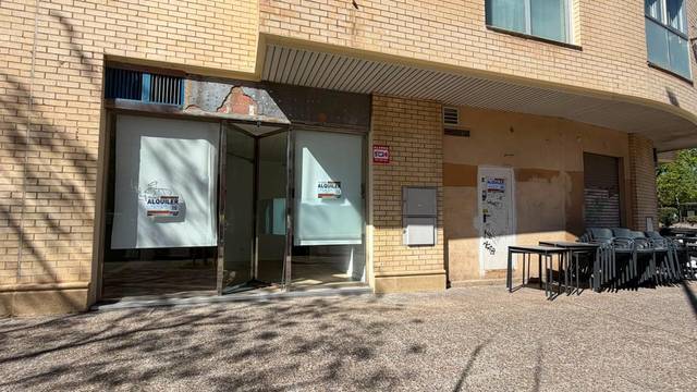 Local comercial en Alquiler en Calle VILLAHERMOSA ( DUQUESA ), 127 en La Bozada – Parque Delicias