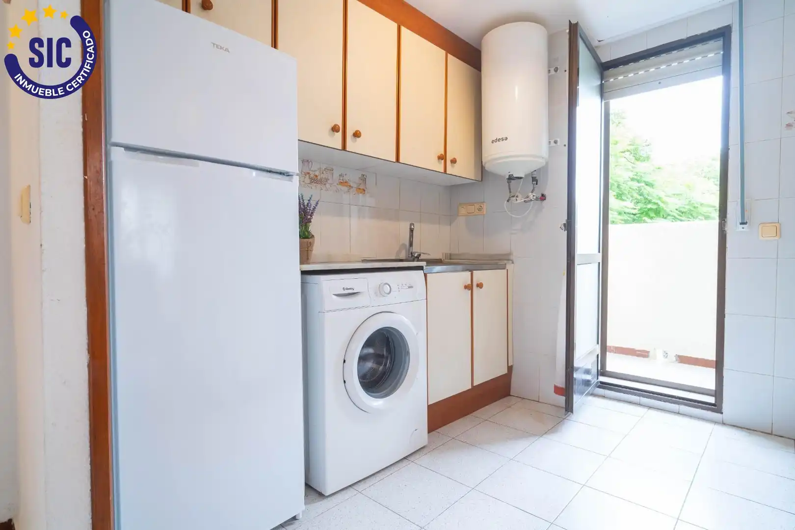Cuina de Apartament en venda en Oropesa del Mar / Orpesa amb Terrassa, Moblat i Piscina comunitària